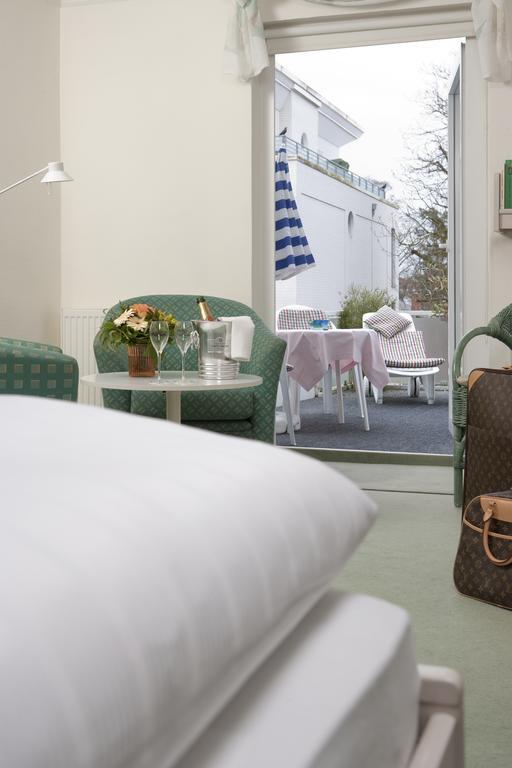 Hotel Parkfrieden Тиммендорфер-Штранд Экстерьер фото