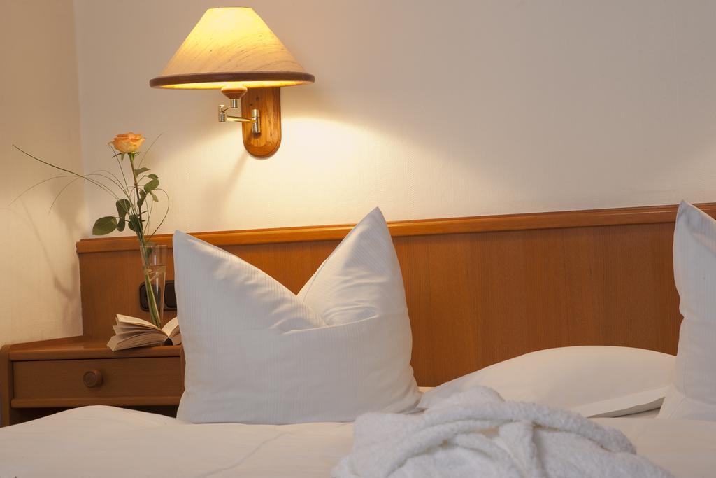 Hotel Parkfrieden Тиммендорфер-Штранд Экстерьер фото