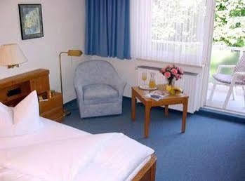 Hotel Parkfrieden Тиммендорфер-Штранд Экстерьер фото